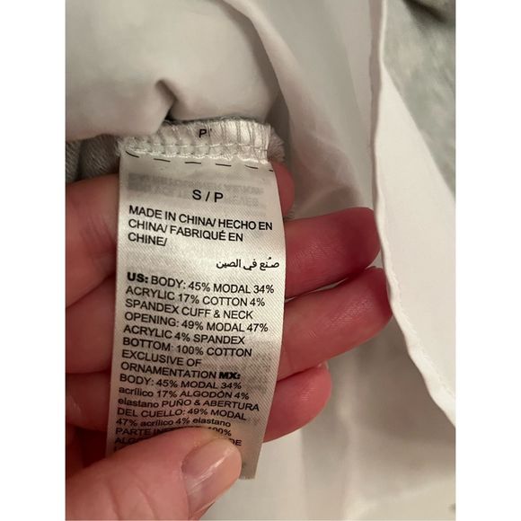 Soma Flocked Layered Look Sweatshirt size small grey - Picture 8 of 8